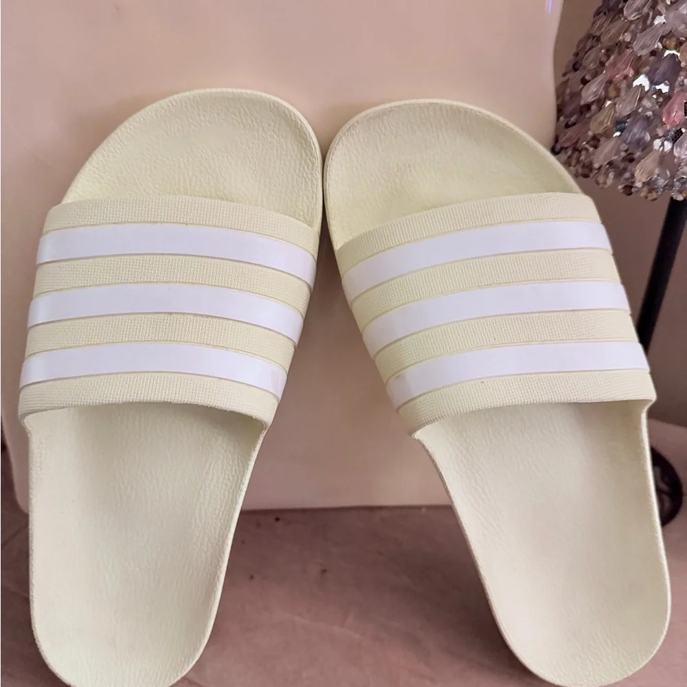 Adidas Women's Light Yellow Slides - Picture 4 of 9